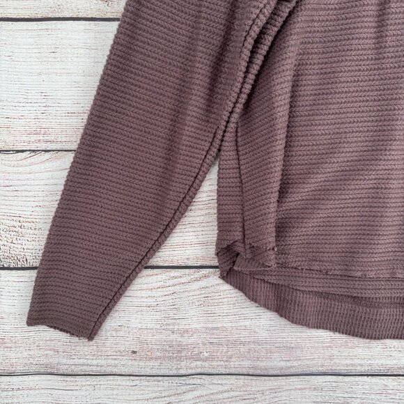 Buckle BKE Super Soft Split Neck‎ Top Women's Size Small Purple/Gray Knit - Picture 5 of 13